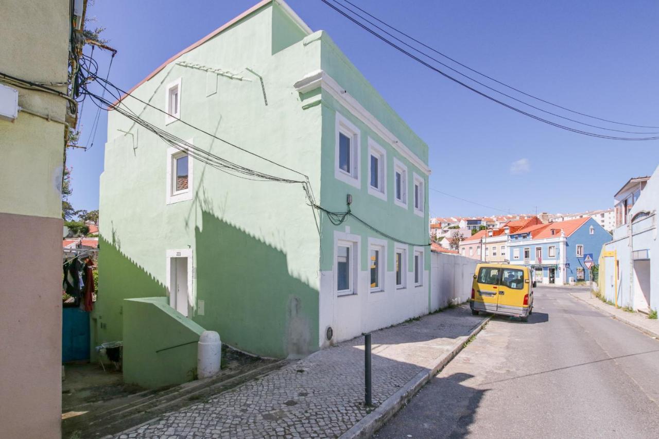 Cruzeiro Charm Apartments Lisbona Esterno foto